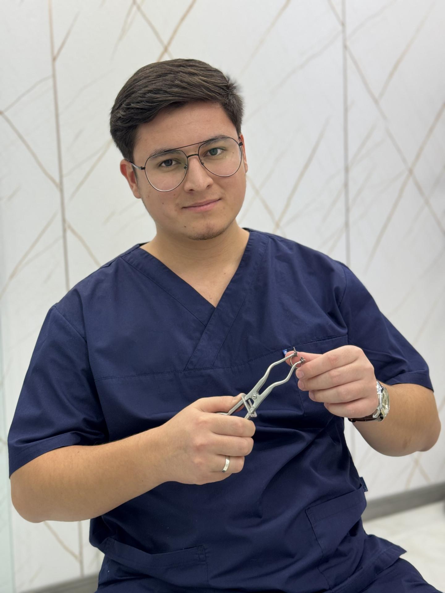 Гофуров Анвар Алишер огли