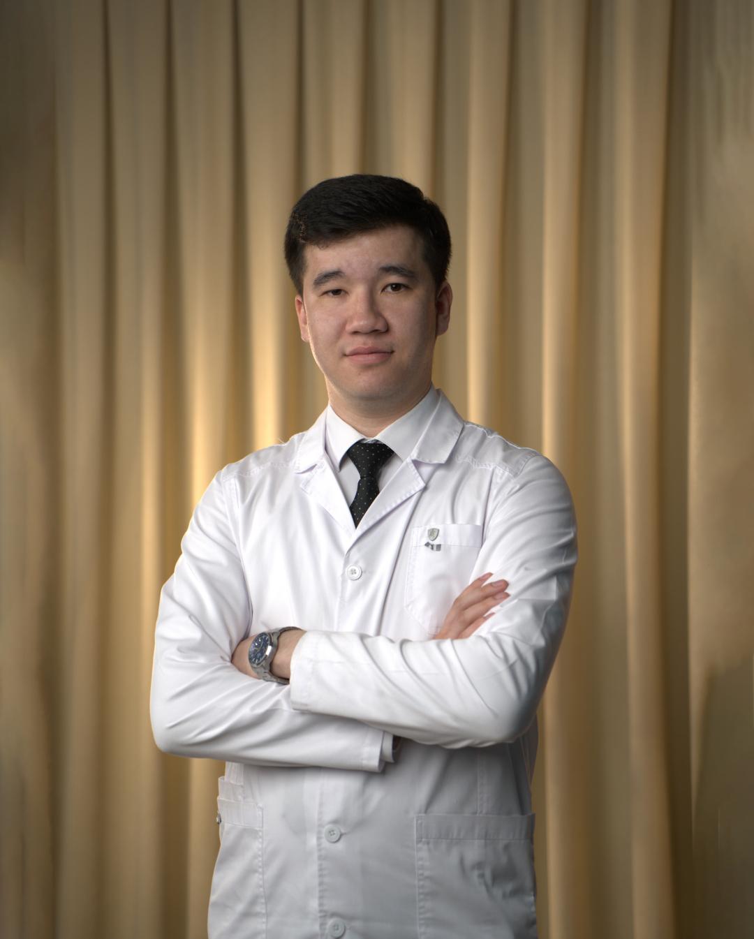 Abduxalilov Eldor Akromovich