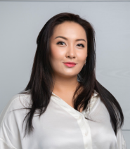 Елена Эдуардовна Хан