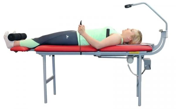 Trenajer dlya vityajeniya  pozvonochnika «Traksion»