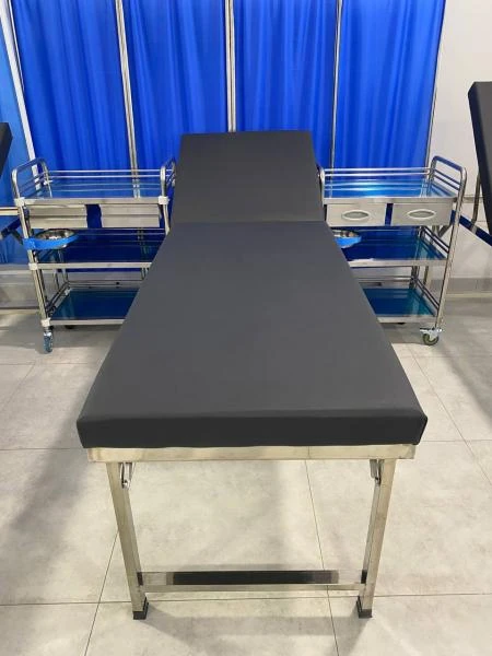 Medisinskaya kushetka ID-047