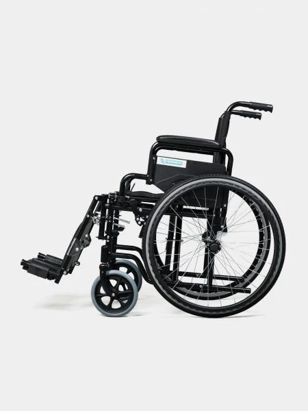 Инвалидная коляска с твердыми колесами