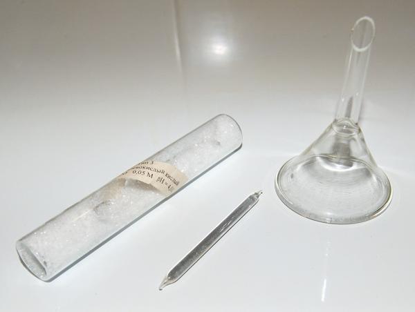 Fiksanal yantarnoy kisloti