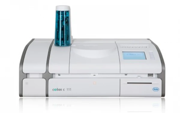 Avtomaticheskiy kompaktniy analizator cobas c 311