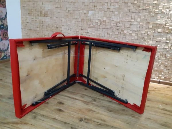 Kushetka sbornaya, razmer 2000x600mm, dermontin, nojki profil