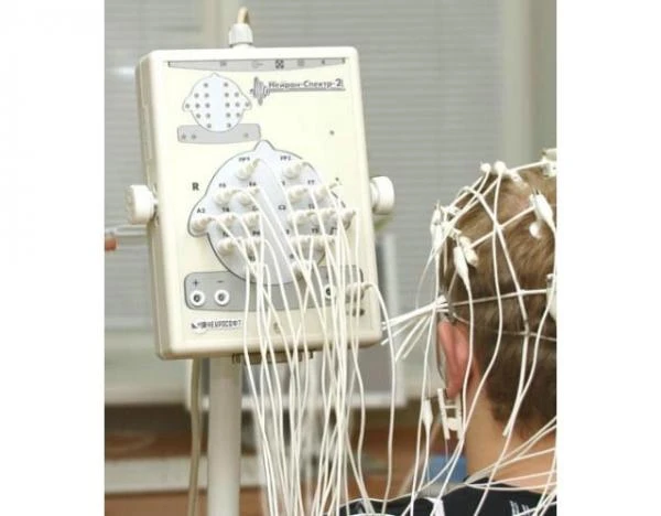 Электроэнцефалограф (16 каналов)