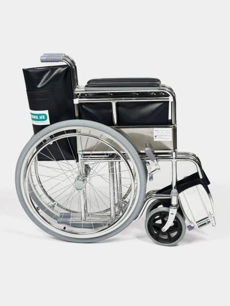 Инвалидная коляска с надувными колесами