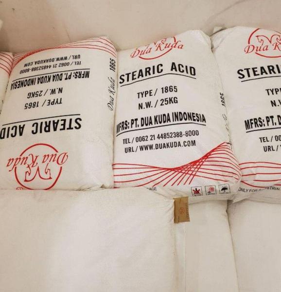 Stearinovaya kislota