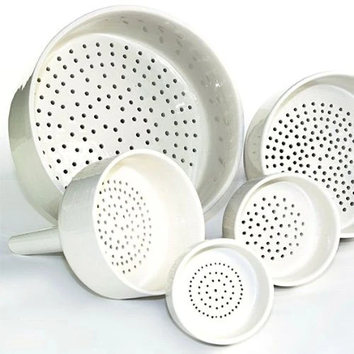 Voronka Byuxnera, farfor, diametr 100 mm