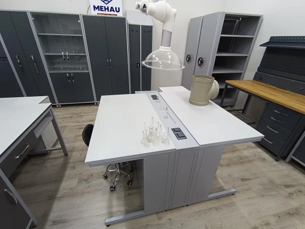 Мебель для лабораторий