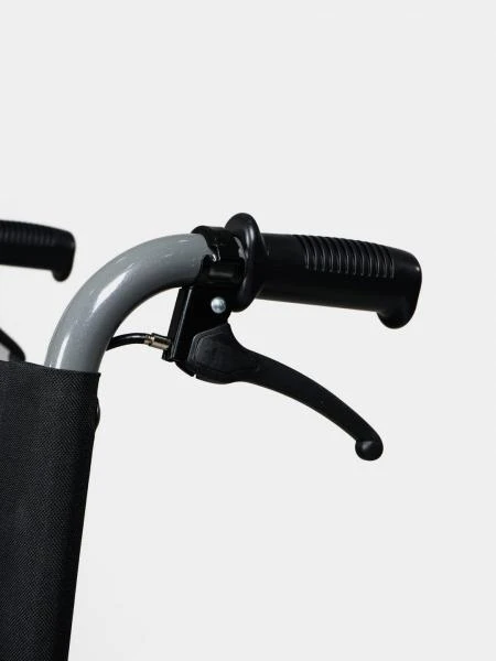 Antisepticheskoe sredstvo dlya mestnoy sanasii polosti rta Laringo forte