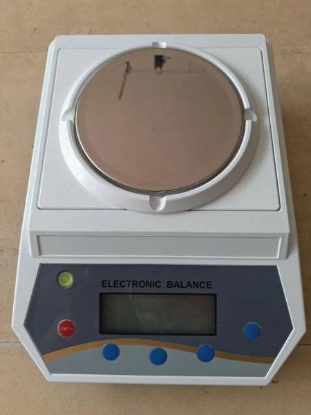 Vesi laboratornie Electronic scale tochnost 0,001/ 300gr