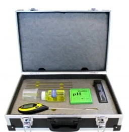 Komplekt uchebno-laboratornogo oborudovaniya "Agronom-polevod"