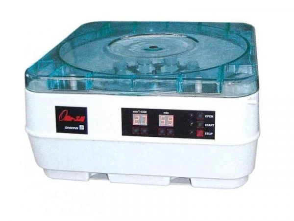 Sentrifuga laboratornaya medisinskaya OPn-3m