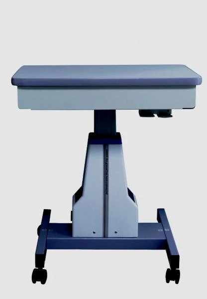 Столы приборные с электроприводом.