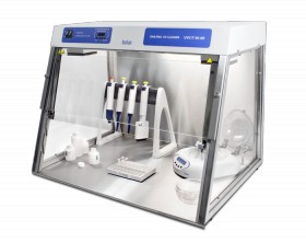 UVC/T-M-AR, Boks dlya sterilnix rabot