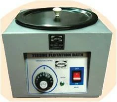 Vodyanaya banya dlya raspravleniya tkanevix srezov