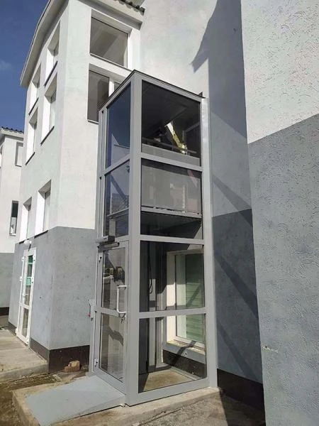 Kartridj s jidkim milom-penoy dlya dispenserov TORK-1000 ml