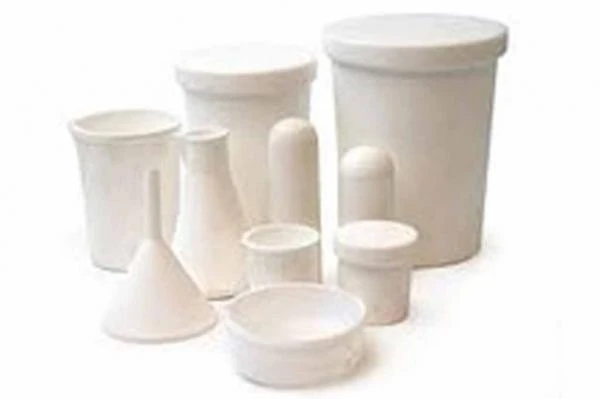 Лабораторная посуда из фарфора