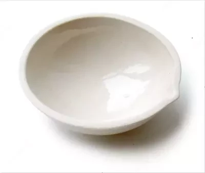 Фарфоровая чашка для выпаривания № 3 (100 мл)