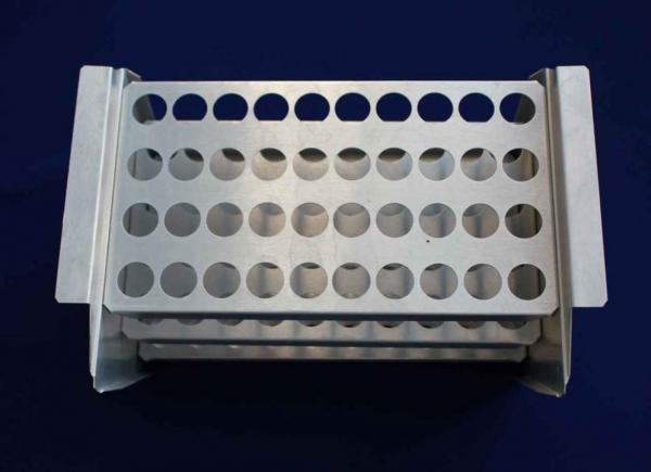 Shtativ metallicheskiy 40 gnezd