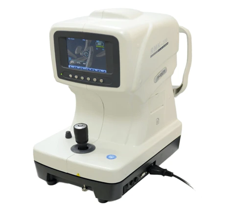 Avtorefraktometr RMK-700