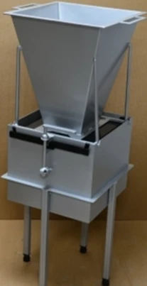 #825.Квартователь лабораторный НД-28