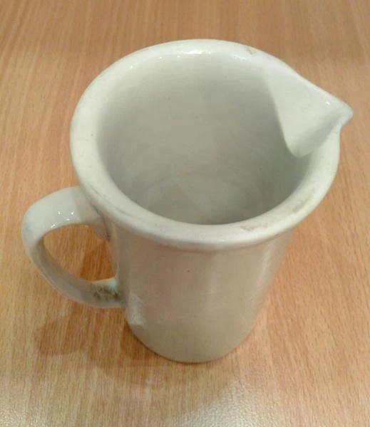 Krujka farforovaya № 3 1000 ml