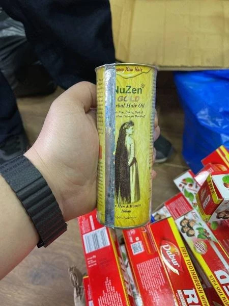 Лечебное травяное масло для роста волос, 100мл - "Nuzen Gold"