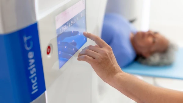 Компьютерный томограф Philips Incisive 64