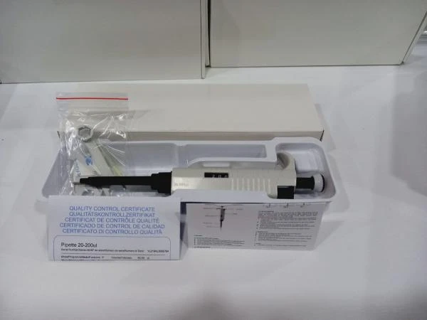 Mexanicheskaya pipetka 7010201009  20-200 mkl