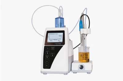 Titrator avtomaticheskiy TitroLine 5000