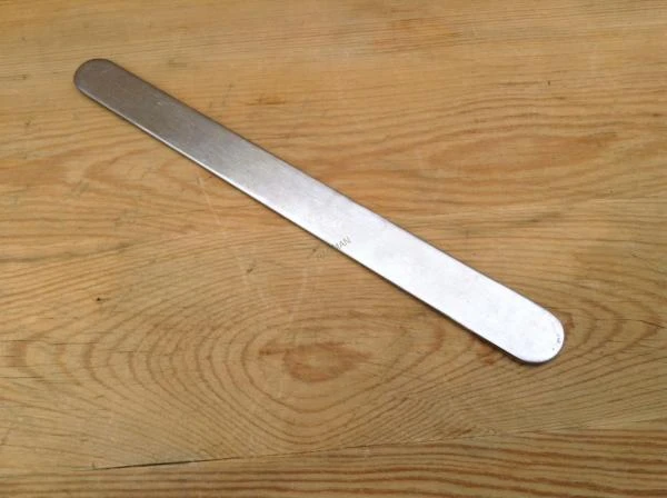 Shpatel 2-storoniy 150mm 40x7mm nerj stal