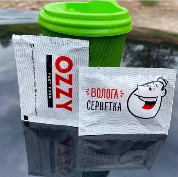 Влажные салфетки с лого