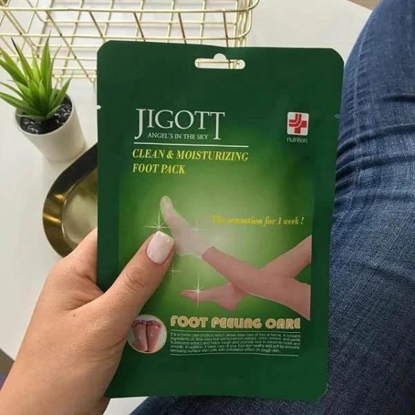 JIGOTT Clean & Moisturizing Foot Pack Oyoqlarni tozalash uchun pilling-paypoq