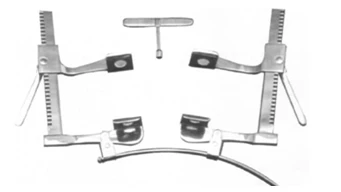 Ko'krak bo'shlig'i uchun ikkita stendli retraktor