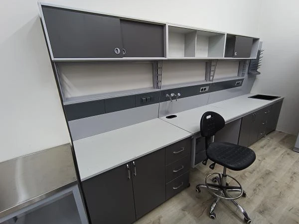 Лабораторная мебель