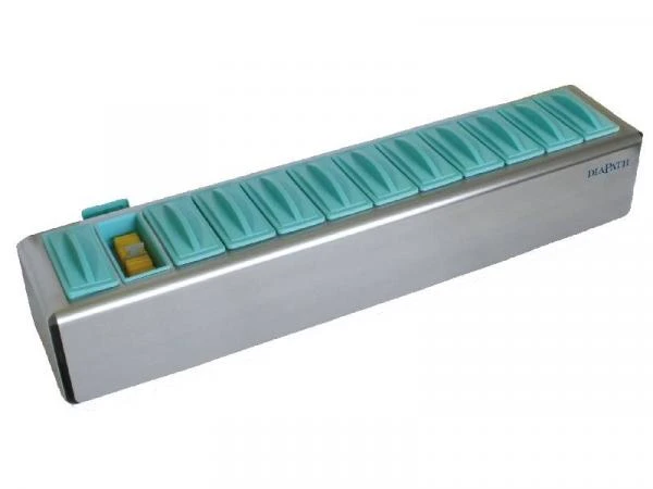 Сосуды пластиковые в штативе для окраски предметных стекол с крышкой (объем 250 мл), набор 12 шт.