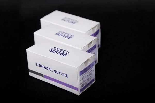 Rassasivayushiesya shovnie niti PGA (Polyglycolide)