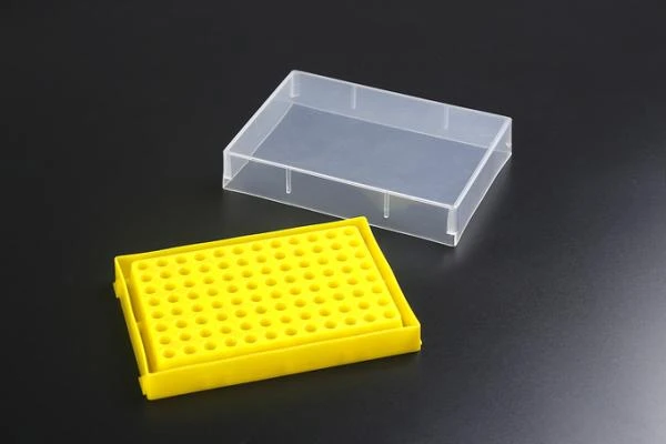 Shtativ dlya mikrosentrifujnix probirok 0,2ml