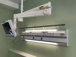 Konsoli nastennie i potolochnie