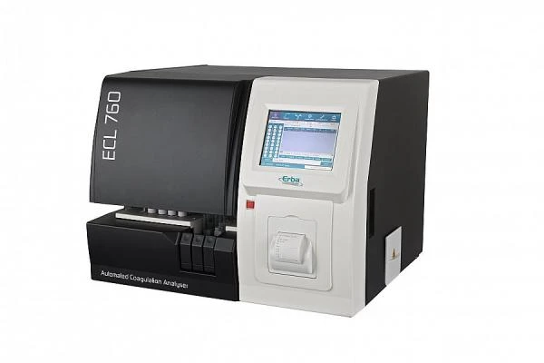 Кварцевая микропластина с 96 ячейками