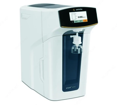 Sistema polucheniya sverxchistoy vodi arium® mini