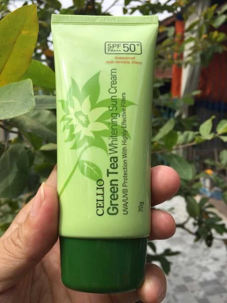 Солнцезащитный крем для лица Cellio Green Tea Whitening Sun Cream SPF50