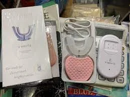 Sredstvo dlya otbelivaniya zubov V-white