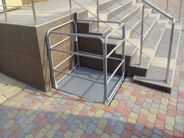 Инвалидный подъёмник ножничного типа СomDis-250 X