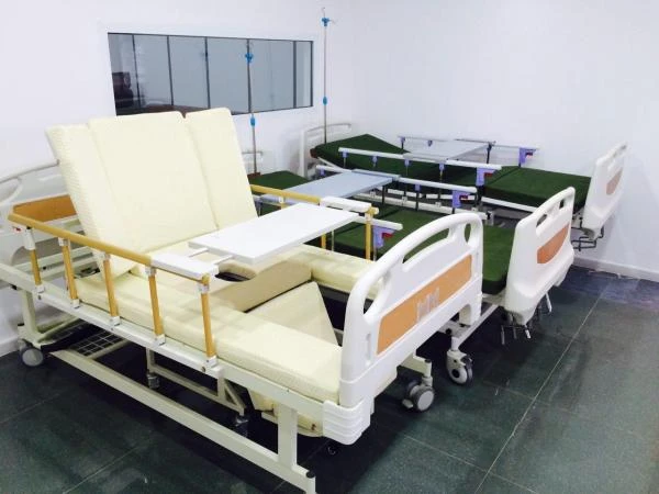 Медицинские кровати