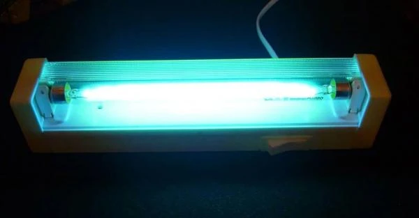 Bakterisidnaya kvarsevaya lampa