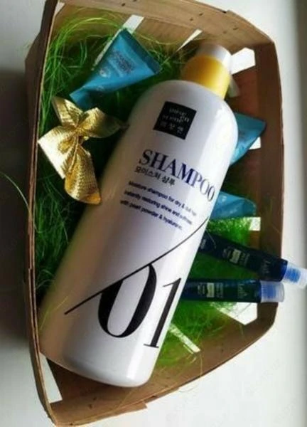 Uvlajnyayushiy shampun - Pearl Smooth & Silky Moisture 01 Shampoo