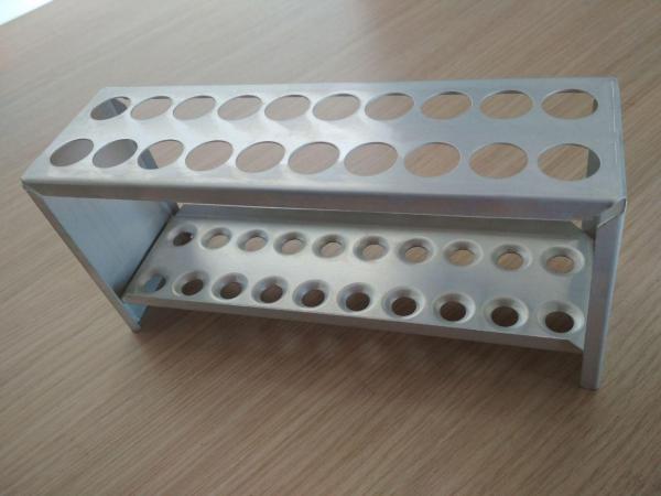 Shtativ metallicheskiy 20 gnezd